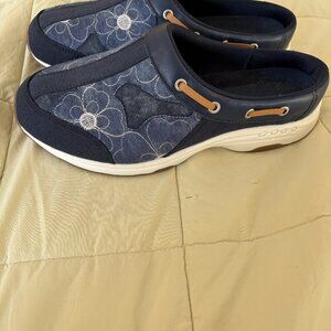 Easy Spirit Travelport Clogs 9.5M Navy floral